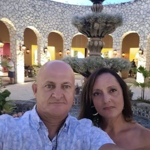 Meet your Posher, Hugo